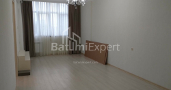Квартира 3-комн 66.8 м² - Юсуфа Кобаладзе, Батумі