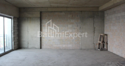 Квартира 2-комн 75.8 м² - Леха і Марії Качинських, Батумі